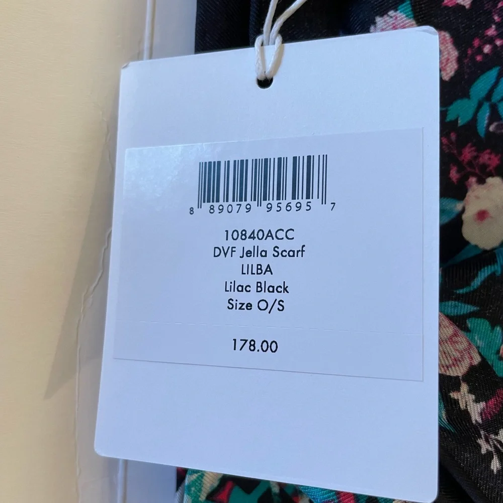 Diane Von Furstenberg Jella Scarf -lilac/black - Picture 4 of 4
